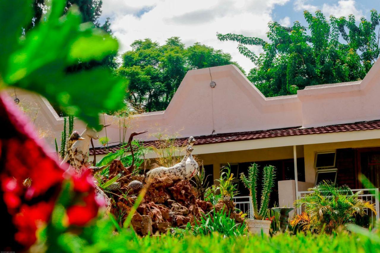 Highlands Lodges & Apartments Harare Exterior photo