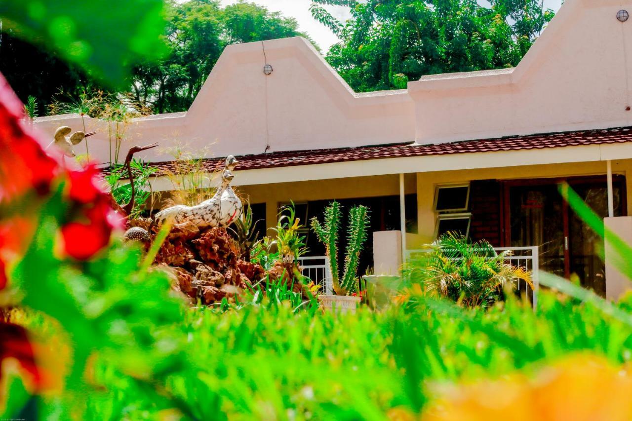 Highlands Lodges & Apartments Harare Exterior photo