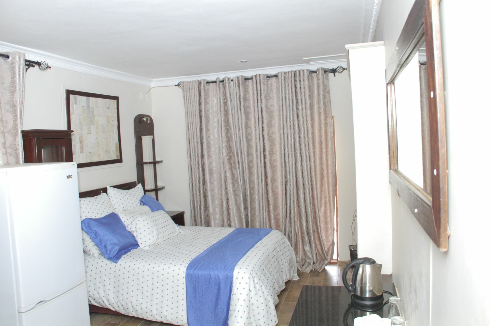 Highlands Lodges & Apartments Harare Exterior photo